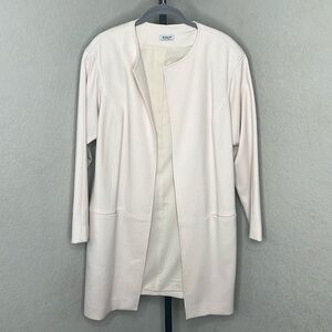 676 - Worth EUC Vintage Fully Lined Off-White Coat, Size Medium